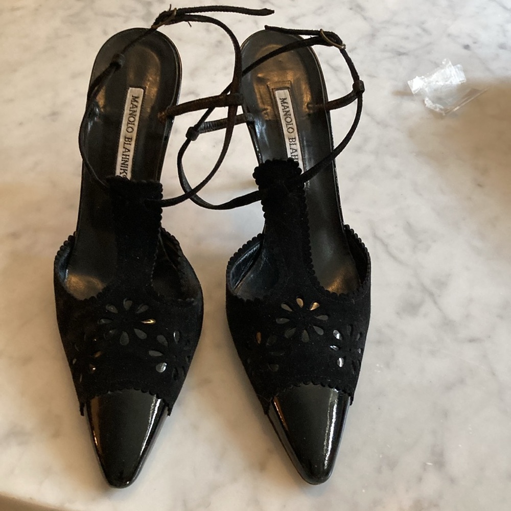 Manolo Blahnik, beautiful leather heels. Suede and patent leather, size 40/9.5